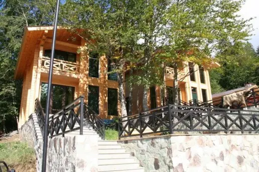 Строительство шале из клееного бруса "Тиль"