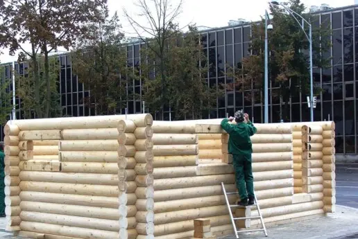 Сборка дома в Кракове